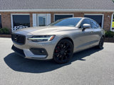 Used 2021 Volvo S60 T5 Momentum w/ Premium Package image 3