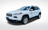 Used 2017 Jeep Cherokee Latitude w/ Cold Weather Group image 2