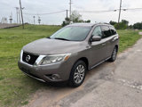 Used 2014 Nissan Pathfinder SV image 3