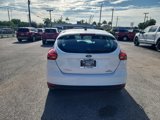 Used 2015 Ford Focus SE image 4