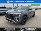 New 2025 Volkswagen Atlas Peak Edition SE image 3