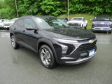 Used 2024 Chevrolet Trax LT w/ Sunroof Package image 3