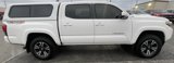 Used 2018 Toyota Tacoma TRD Sport image 6