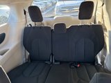 Used 2017 Chrysler Pacifica Touring image 6
