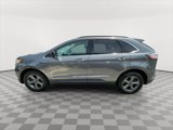 Used 2022 Ford Edge SEL w/ Sport Appearance Package image 4