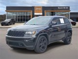 Used 2018 Jeep Grand Cherokee Laredo image 2
