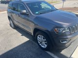 Used 2017 Jeep Grand Cherokee Laredo w/ Quick Order Package 23E image 5