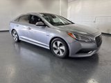 Used 2016 Hyundai Sonata Limited w/ Option Group 02 image 2