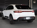 Used 2025 Porsche Macan image 3