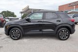 Used 2025 Chevrolet TrailBlazer LT image 2