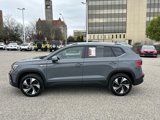 Certified 2024 Volkswagen Taos SE image 2