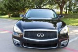 Used 2017 INFINITI Q70 3.7 image 2