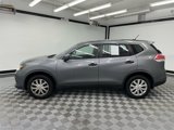 Used 2016 Nissan Rogue S image 2