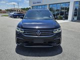 Used 2023 Volkswagen Tiguan SEL R-Line image 2