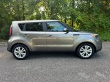 Used 2015 Kia Soul + image 4