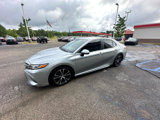 Used 2019 Toyota Camry XLE image 3
