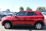 Used 2021 Hyundai Venue SE image 4