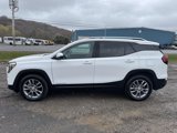 Used 2022 GMC Terrain SLT w/ Infotainment Package II image 2