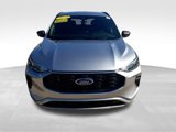 Used 2024 Ford Escape ST-Line w/ Cold Weather Package image 3