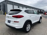 Used 2020 Hyundai Tucson SE image 3