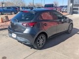 Used 2020 Toyota Yaris XLE image 3