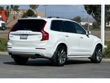 Used 2017 Volvo XC90 T5 Momentum w/ Vision Package image 4
