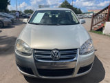 Used 2010 Volkswagen Jetta TDI image 2