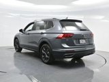 Used 2024 Volkswagen Tiguan SE w/ Panoramic Sunroof Package image 6