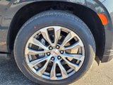 Used 2021 GMC Yukon Denali w/ Denali Premium Package image 4