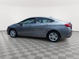 Used 2018 Chevrolet Cruze LT w/ Convenience Package image 3