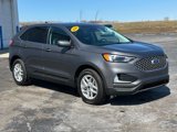 Used 2023 Ford Edge SEL image 3