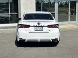 Used 2022 Toyota Camry SE image 3