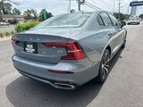 Certified 2022 Volvo S60 B5 Momentum w/ Climate Package image 5