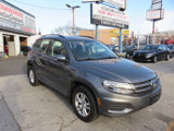 Used 2015 Volkswagen Tiguan S image 2