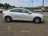 Used 2017 Volvo S60 T5 Inscription w/ Convenience Package image 3