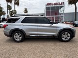 Used 2021 Ford Explorer XLT image 4