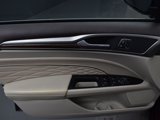 Used 2017 Ford Fusion Platinum image 3