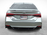 Used 2019 Toyota Avalon XSE image 4