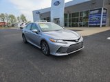 Used 2023 Toyota Camry XLE image 3