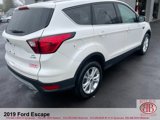 Used 2019 Ford Escape SE image 3