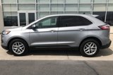 Used 2021 Ford Edge SEL w/ Convenience Package image 4