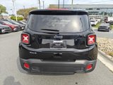 Used 2023 Jeep Renegade Latitude image 4