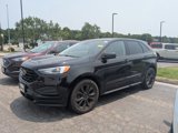 Certified 2022 Ford Edge SE w/ Black Appearance Package image 2