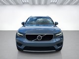 Used 2022 Volvo XC40 T4 Momentum image 3