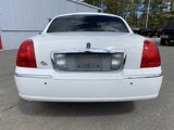 Used 2005 Lincoln Town Car Executive image 5