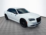 Used 2019 Chrysler 300 Touring w/ Sport Appearance Package image 4