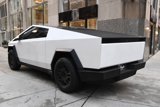 Used 2024 Tesla Cybertruck AWD Crew Cab image 6
