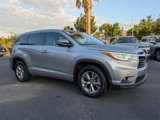 Used 2015 Toyota Highlander XLE image 2