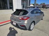Used 2018 Chevrolet Cruze LT w/ Convenience Package image 4