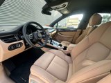 Used 2025 Porsche Macan image 4